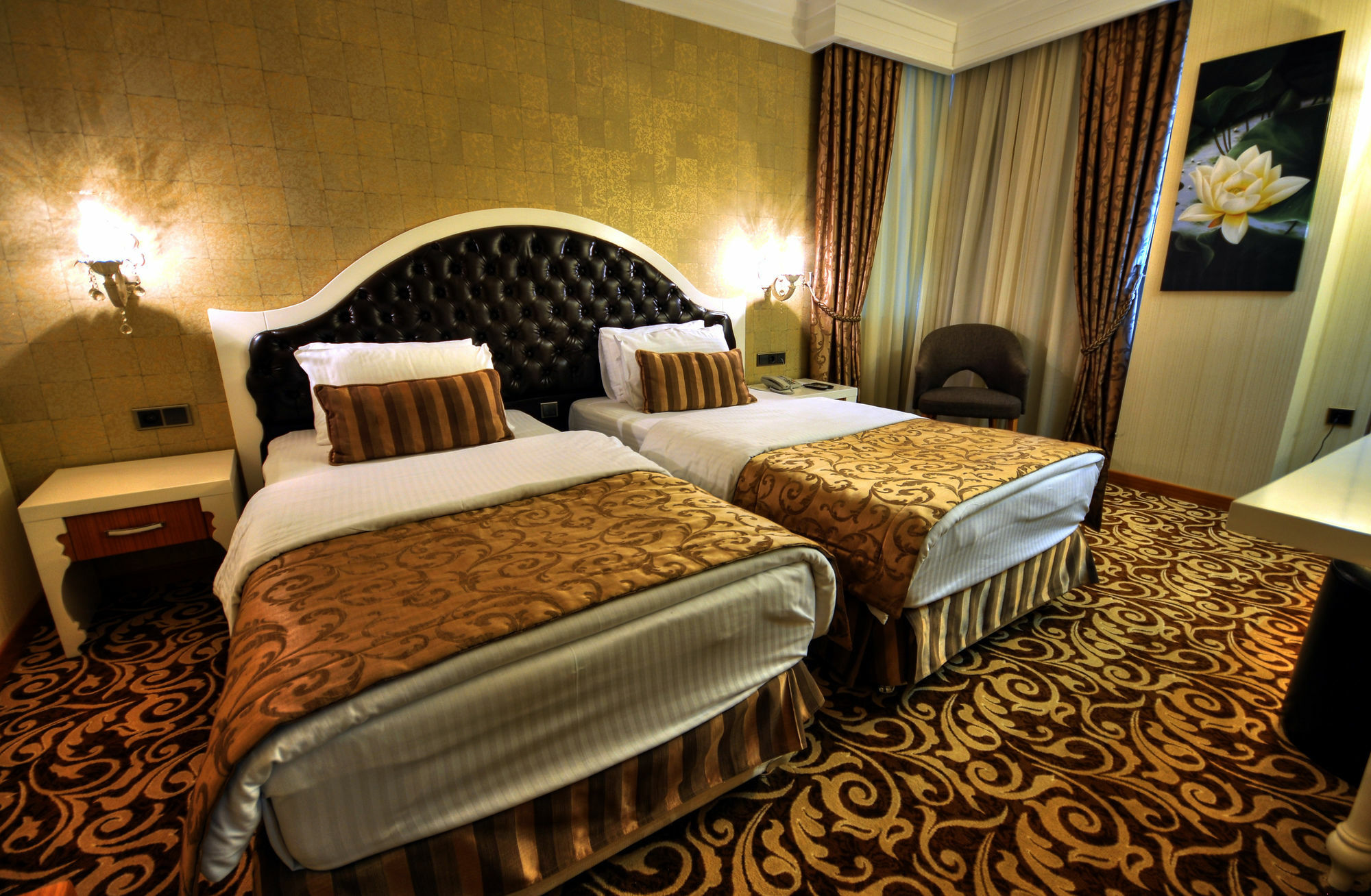 אדאנה Golden Deluxe Hotel מראה חיצוני תמונה